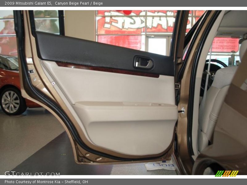 Canyon Beige Pearl / Beige 2009 Mitsubishi Galant ES