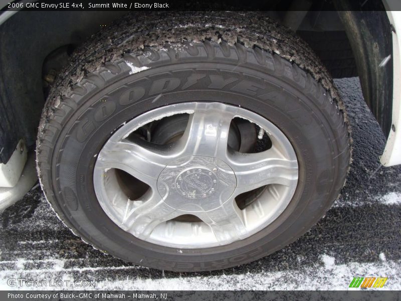 Summit White / Ebony Black 2006 GMC Envoy SLE 4x4