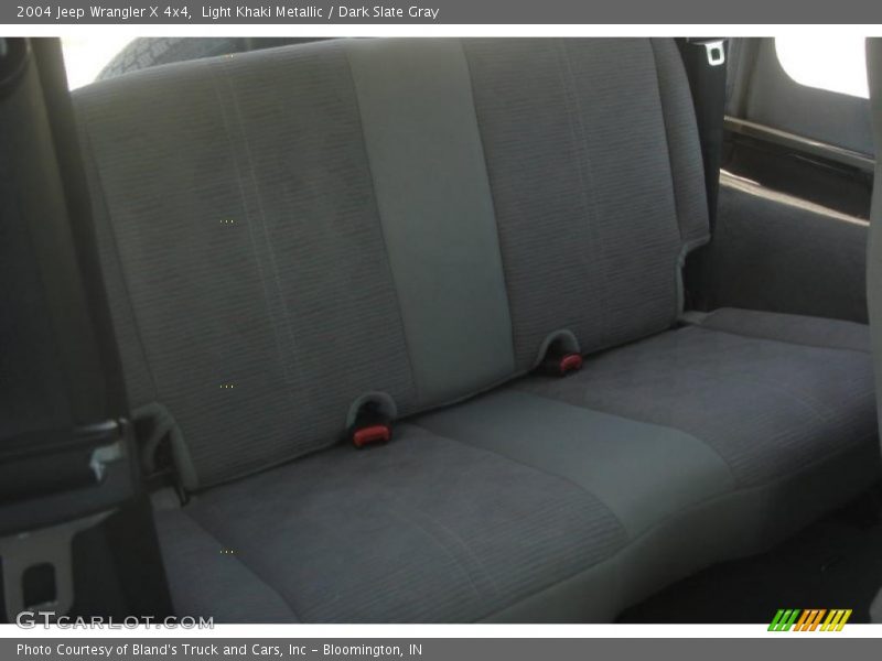 Light Khaki Metallic / Dark Slate Gray 2004 Jeep Wrangler X 4x4