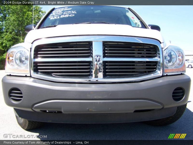 Bright White / Medium Slate Gray 2004 Dodge Durango ST 4x4
