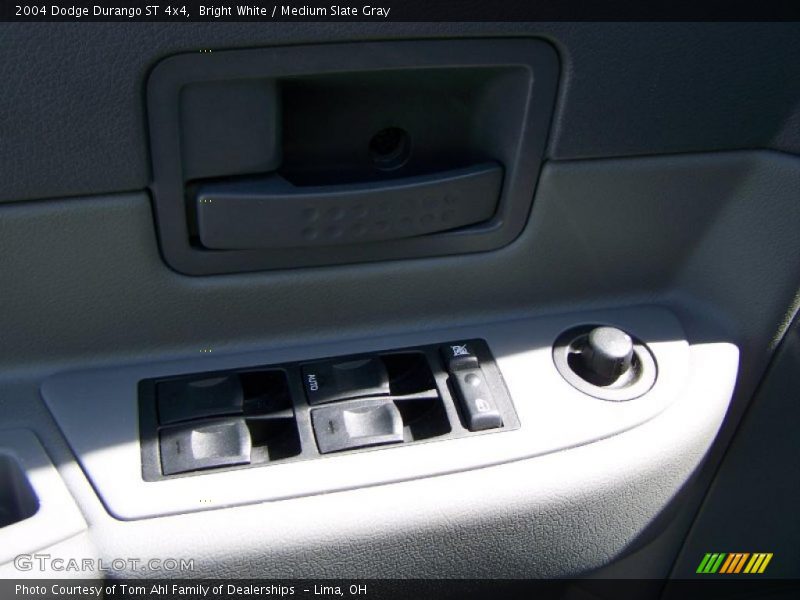 Bright White / Medium Slate Gray 2004 Dodge Durango ST 4x4