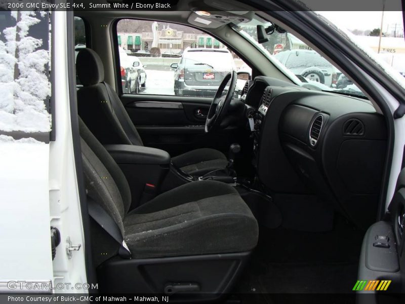 Summit White / Ebony Black 2006 GMC Envoy SLE 4x4