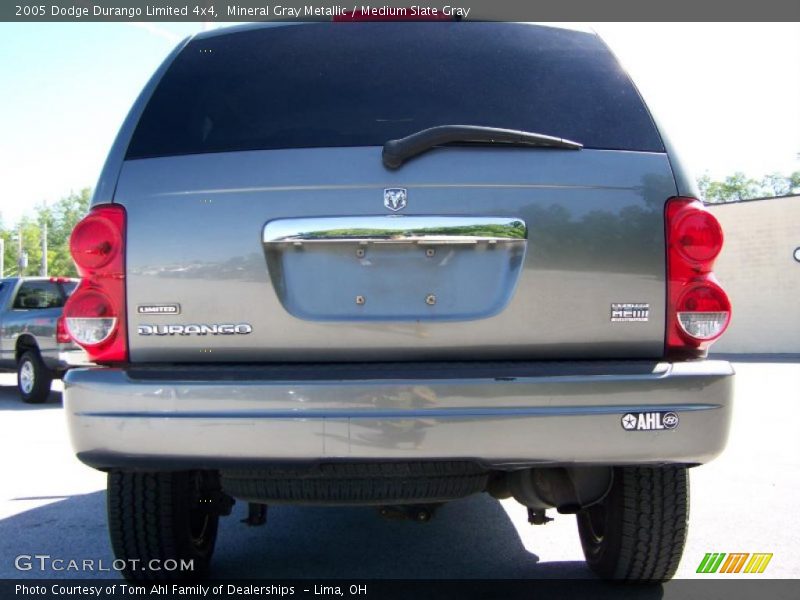 Mineral Gray Metallic / Medium Slate Gray 2005 Dodge Durango Limited 4x4