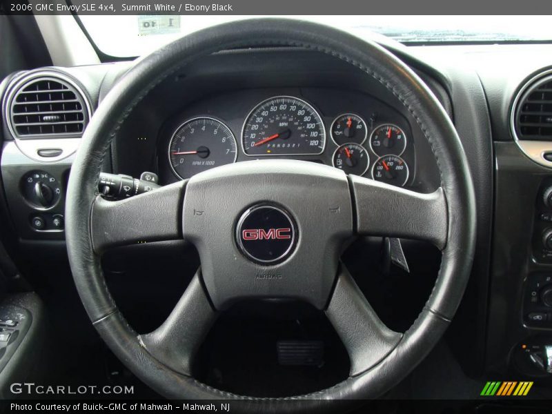 Summit White / Ebony Black 2006 GMC Envoy SLE 4x4