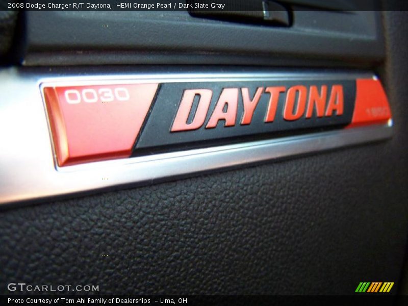 HEMI Orange Pearl / Dark Slate Gray 2008 Dodge Charger R/T Daytona