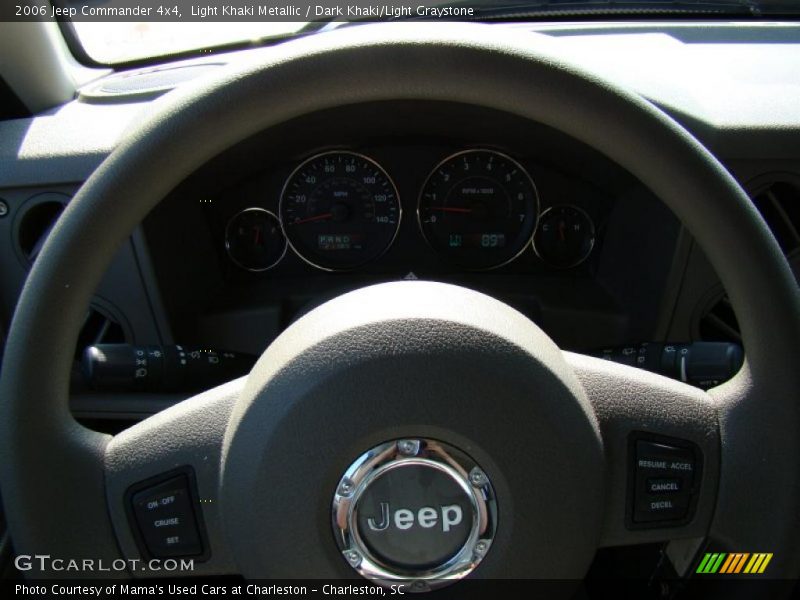 Light Khaki Metallic / Dark Khaki/Light Graystone 2006 Jeep Commander 4x4