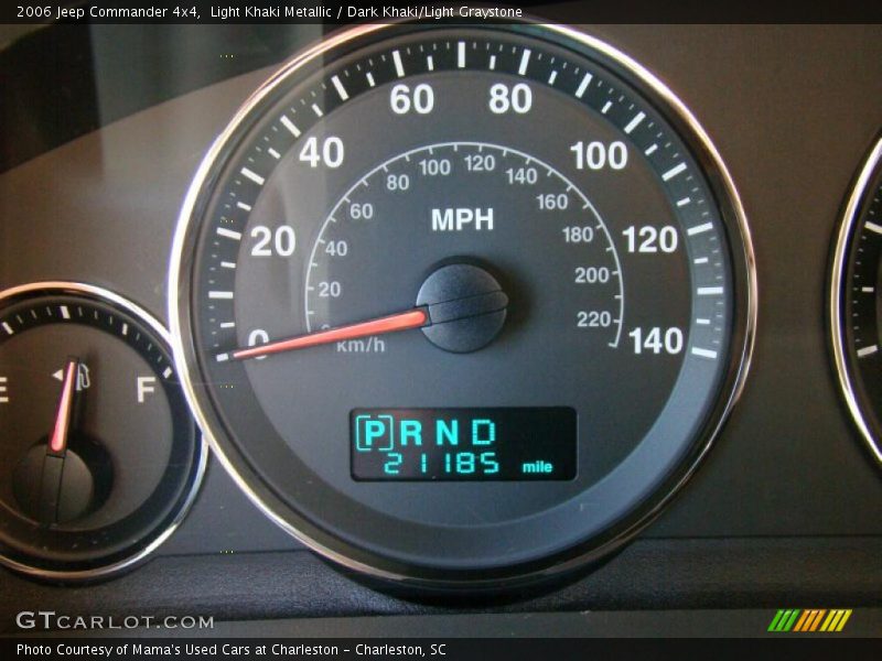 Light Khaki Metallic / Dark Khaki/Light Graystone 2006 Jeep Commander 4x4