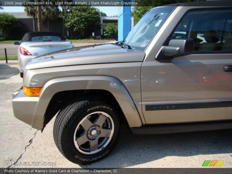 Light Khaki Metallic / Dark Khaki/Light Graystone 2006 Jeep Commander 4x4