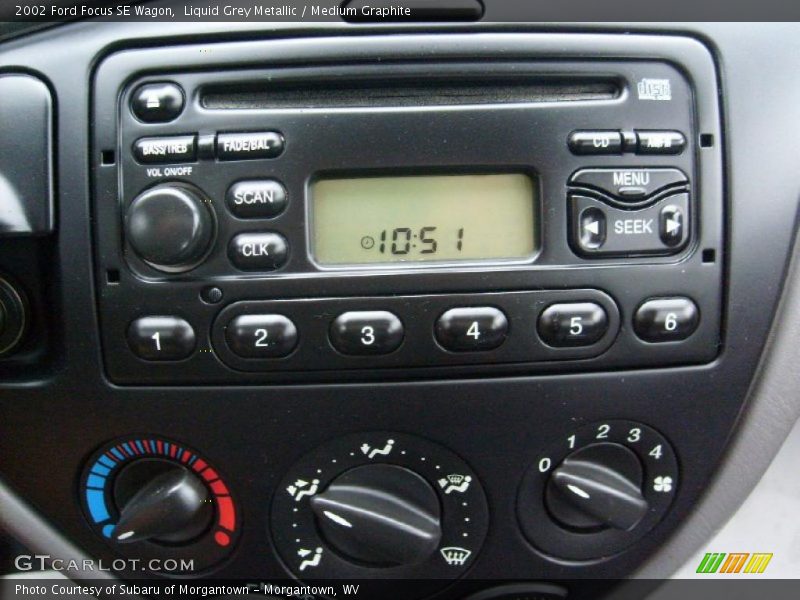 Liquid Grey Metallic / Medium Graphite 2002 Ford Focus SE Wagon