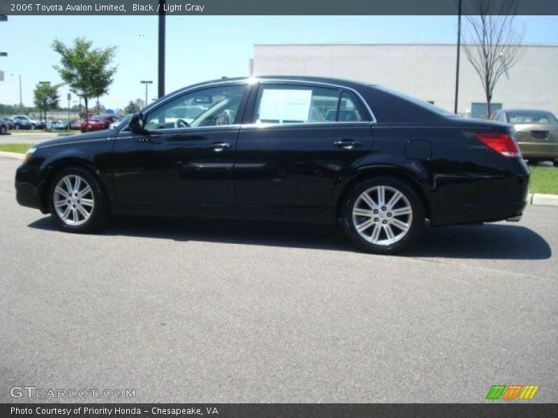 Black / Light Gray 2006 Toyota Avalon Limited