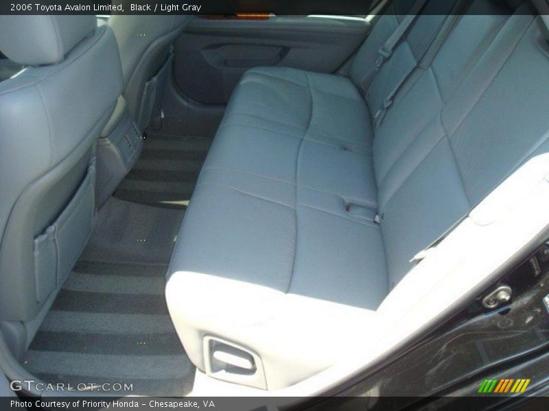 Black / Light Gray 2006 Toyota Avalon Limited