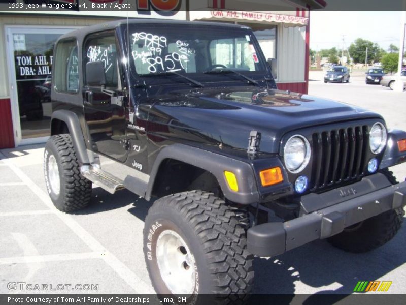 Black / Agate 1993 Jeep Wrangler S 4x4