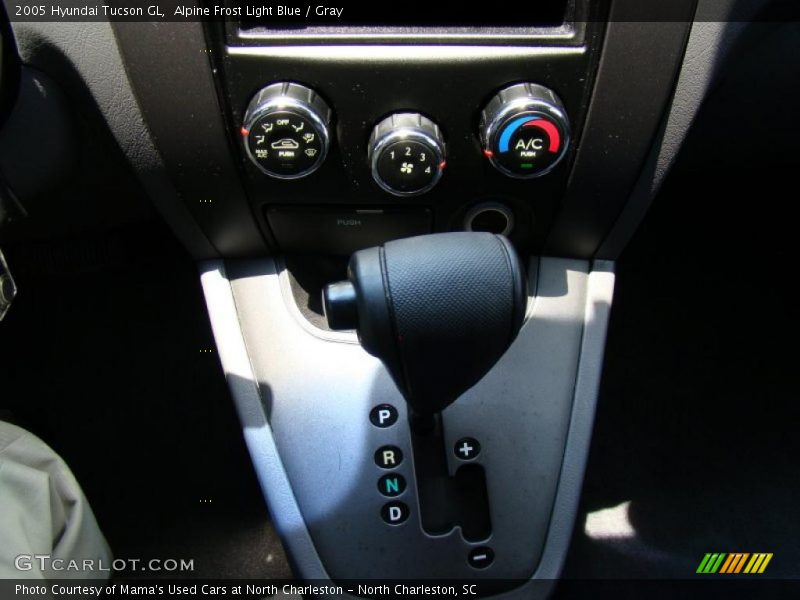 Alpine Frost Light Blue / Gray 2005 Hyundai Tucson GL