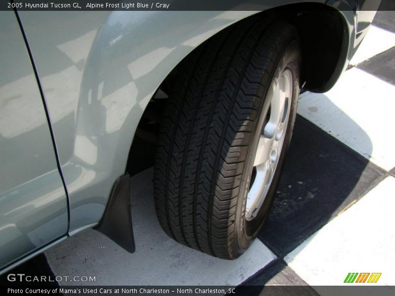 Alpine Frost Light Blue / Gray 2005 Hyundai Tucson GL