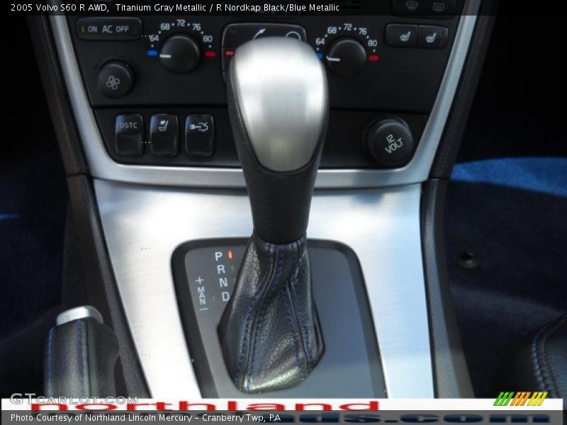 Titanium Gray Metallic / R Nordkap Black/Blue Metallic 2005 Volvo S60 R AWD