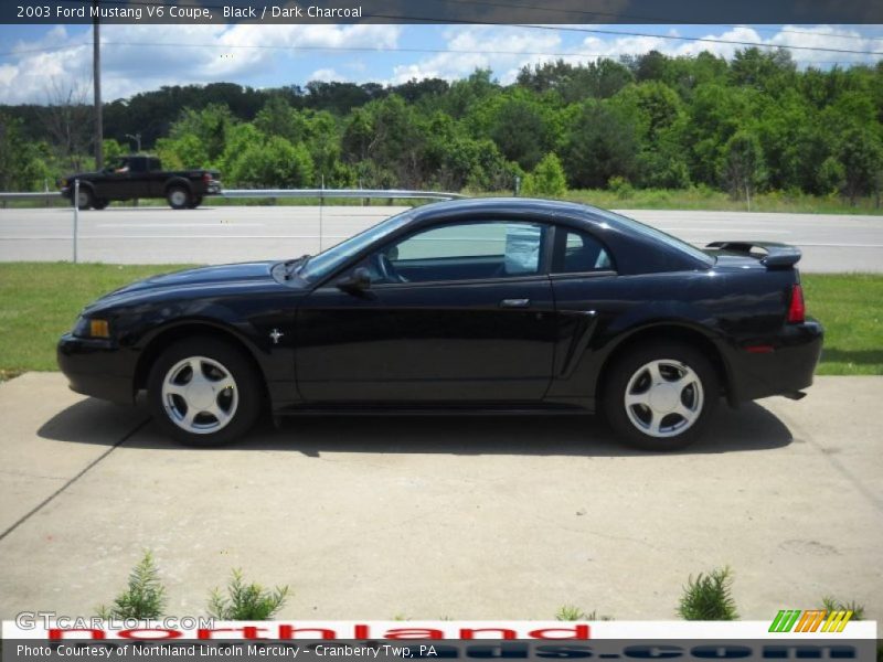 Black / Dark Charcoal 2003 Ford Mustang V6 Coupe