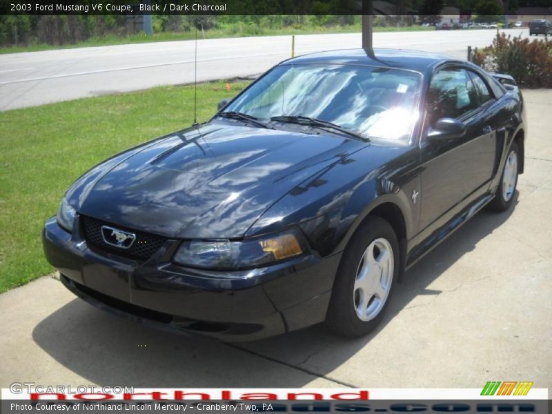 Black / Dark Charcoal 2003 Ford Mustang V6 Coupe