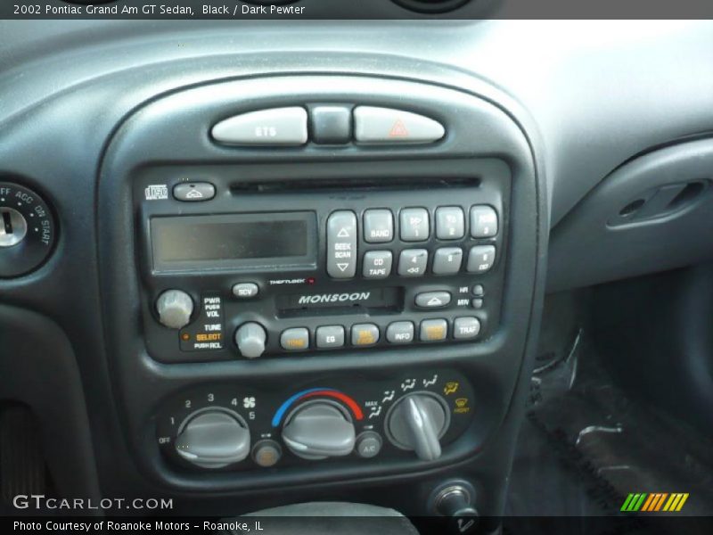 Black / Dark Pewter 2002 Pontiac Grand Am GT Sedan
