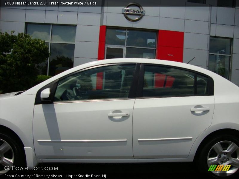 Fresh Powder White / Beige 2008 Nissan Sentra 2.0