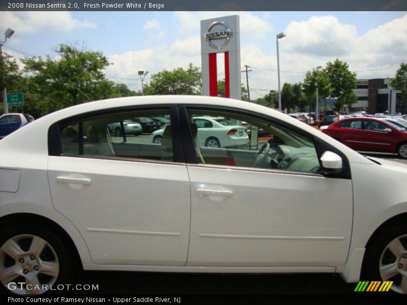 Fresh Powder White / Beige 2008 Nissan Sentra 2.0