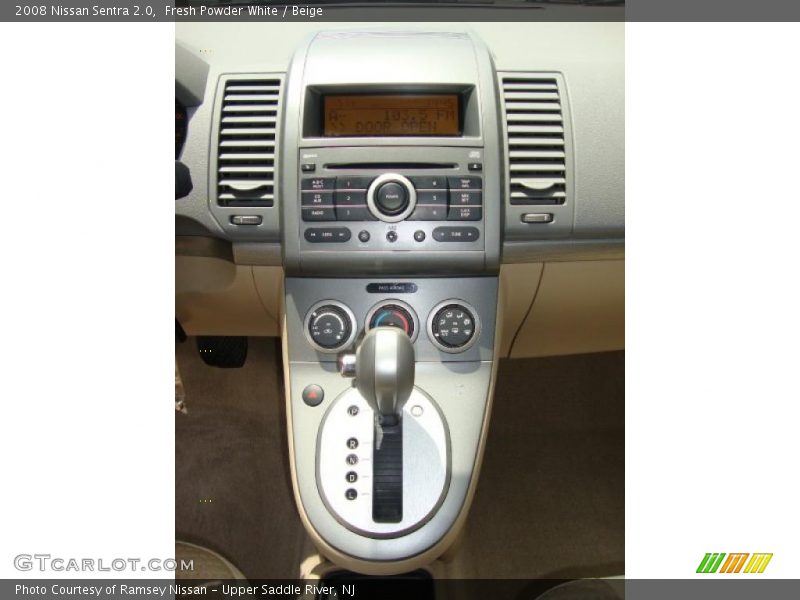 Fresh Powder White / Beige 2008 Nissan Sentra 2.0