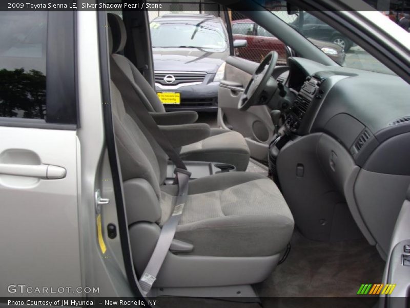 Silver Shadow Pearl / Stone 2009 Toyota Sienna LE
