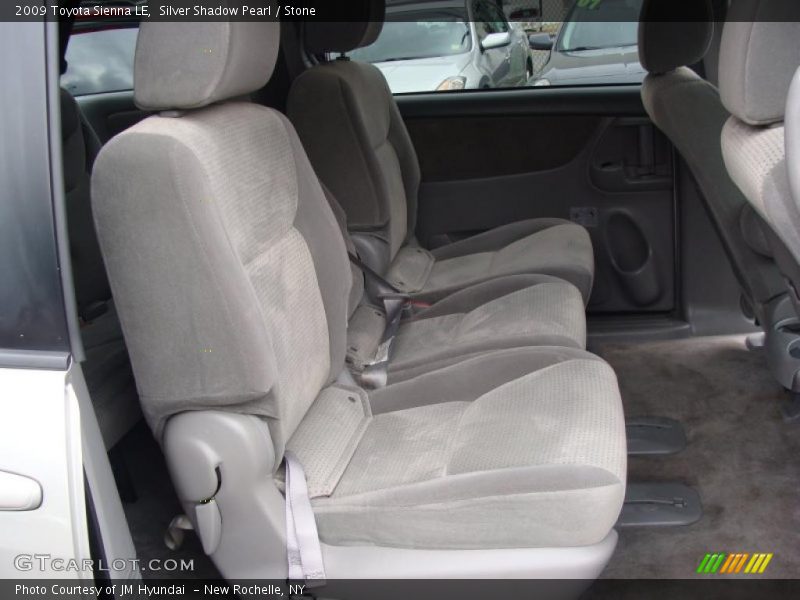 Silver Shadow Pearl / Stone 2009 Toyota Sienna LE