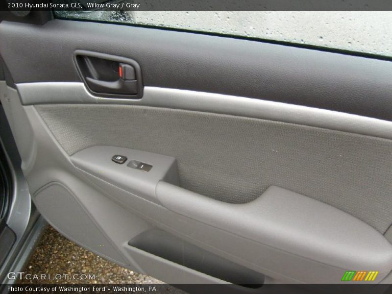 Willow Gray / Gray 2010 Hyundai Sonata GLS