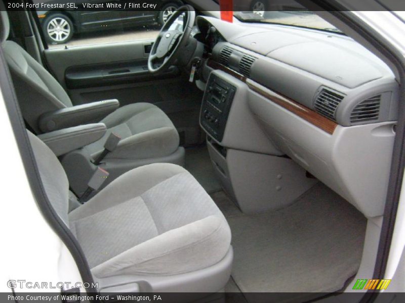 Vibrant White / Flint Grey 2004 Ford Freestar SEL