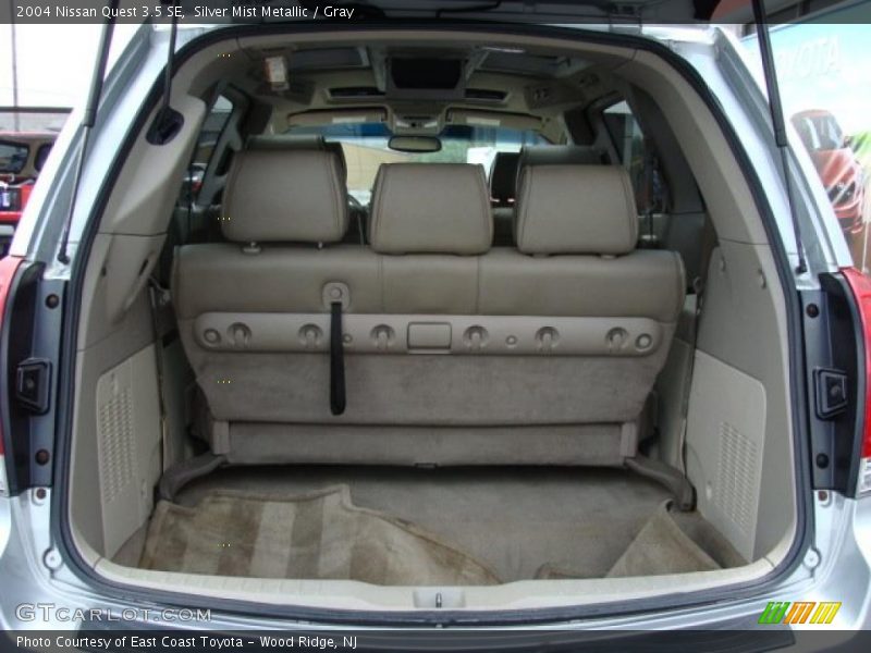 Silver Mist Metallic / Gray 2004 Nissan Quest 3.5 SE