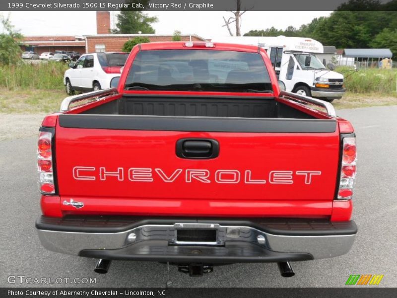 Victory Red / Graphite 1999 Chevrolet Silverado 1500 LS Regular Cab
