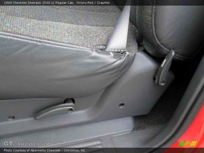 Victory Red / Graphite 1999 Chevrolet Silverado 1500 LS Regular Cab