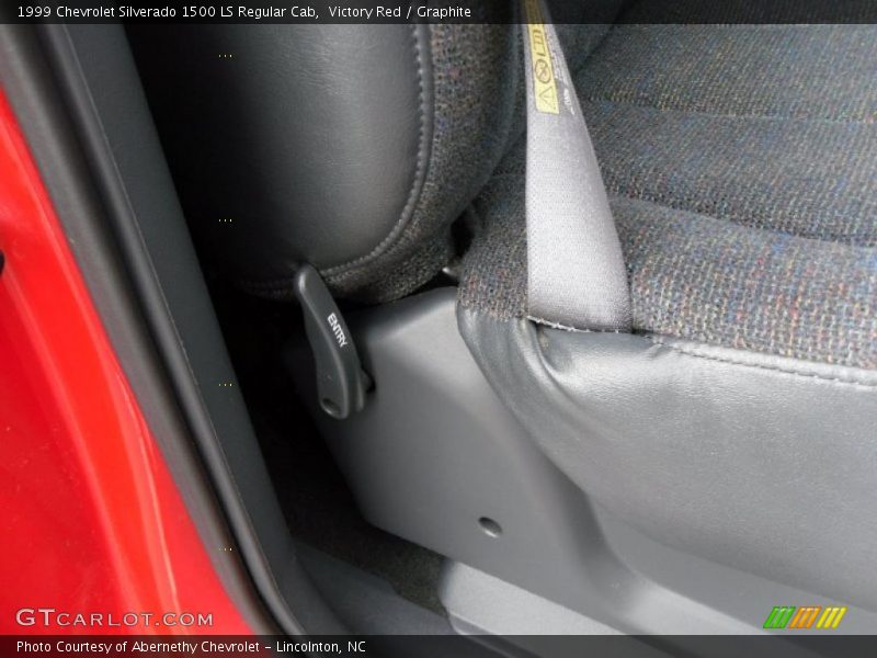 Victory Red / Graphite 1999 Chevrolet Silverado 1500 LS Regular Cab