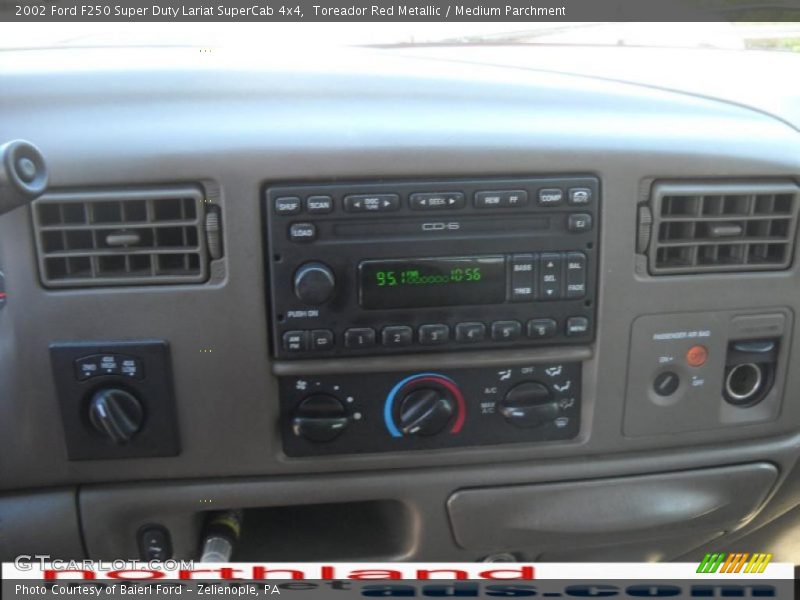 Toreador Red Metallic / Medium Parchment 2002 Ford F250 Super Duty Lariat SuperCab 4x4