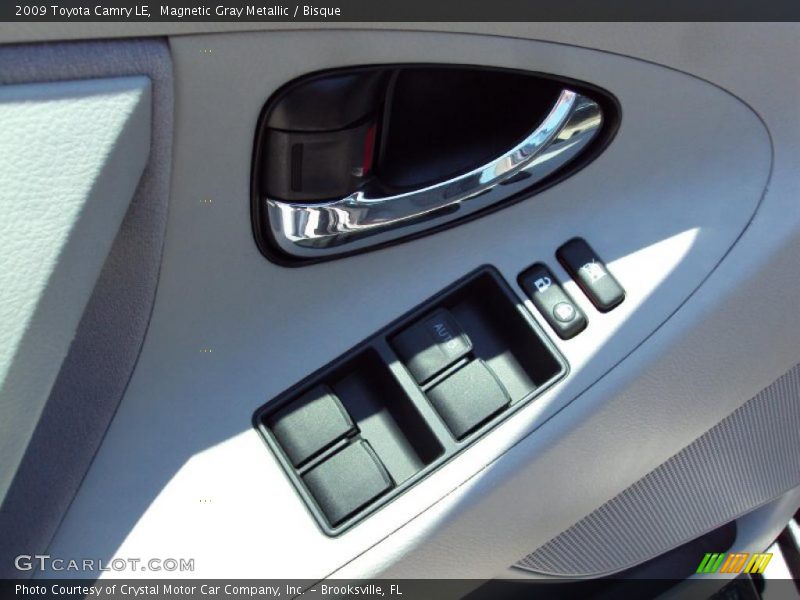 Magnetic Gray Metallic / Bisque 2009 Toyota Camry LE
