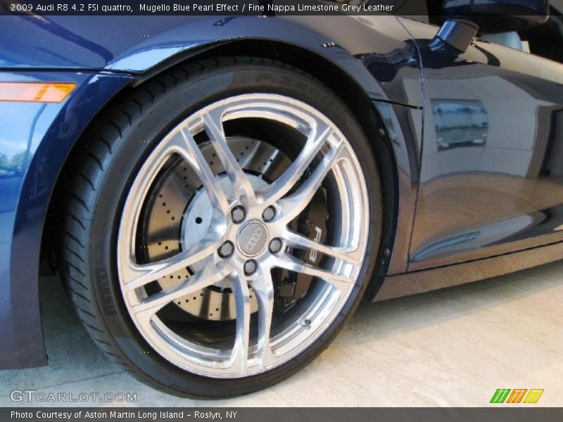 Mugello Blue Pearl Effect / Fine Nappa Limestone Grey Leather 2009 Audi R8 4.2 FSI quattro