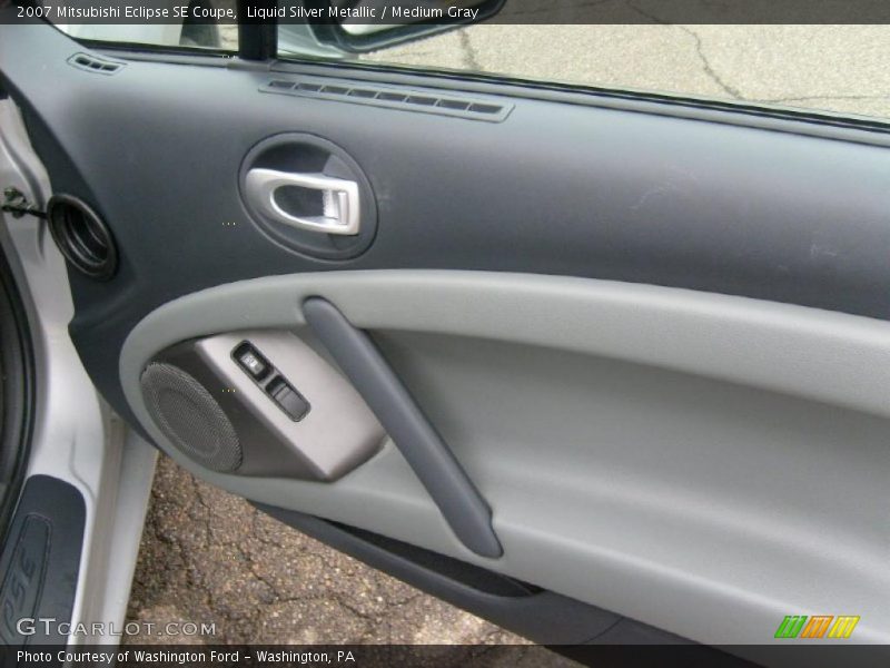 Liquid Silver Metallic / Medium Gray 2007 Mitsubishi Eclipse SE Coupe