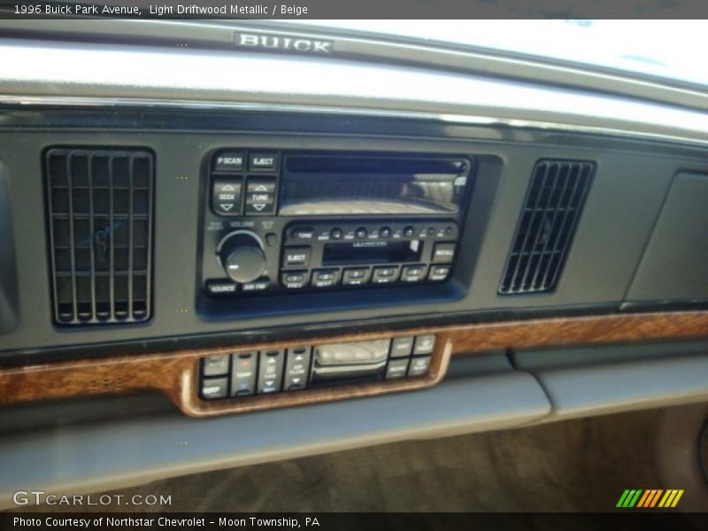 Light Driftwood Metallic / Beige 1996 Buick Park Avenue