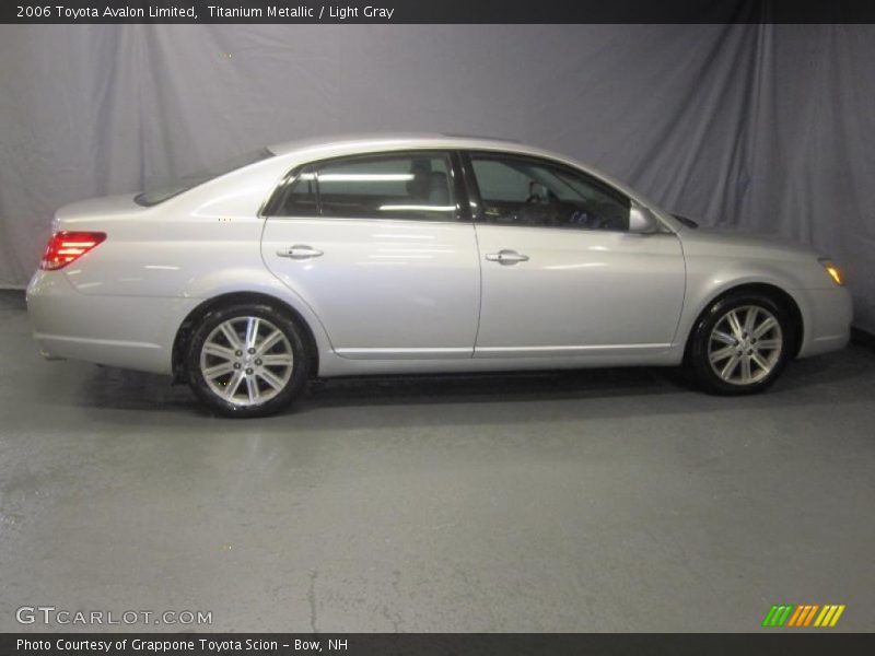 Titanium Metallic / Light Gray 2006 Toyota Avalon Limited