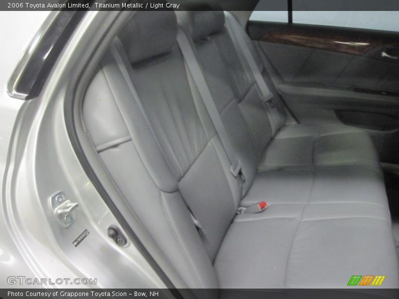 Titanium Metallic / Light Gray 2006 Toyota Avalon Limited
