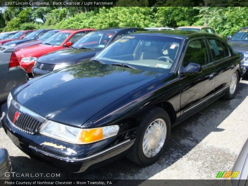 Black Clearcoat / Light Parchment 1997 Lincoln Continental