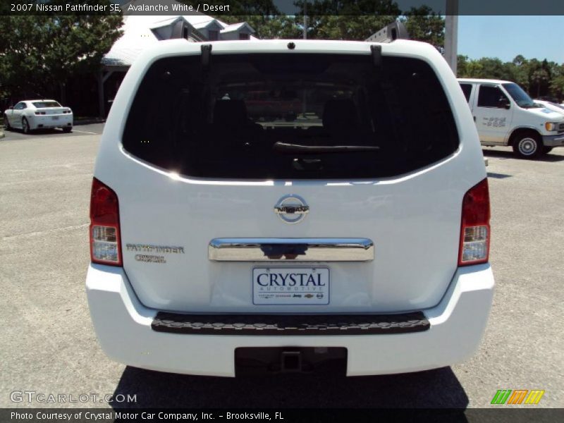 Avalanche White / Desert 2007 Nissan Pathfinder SE