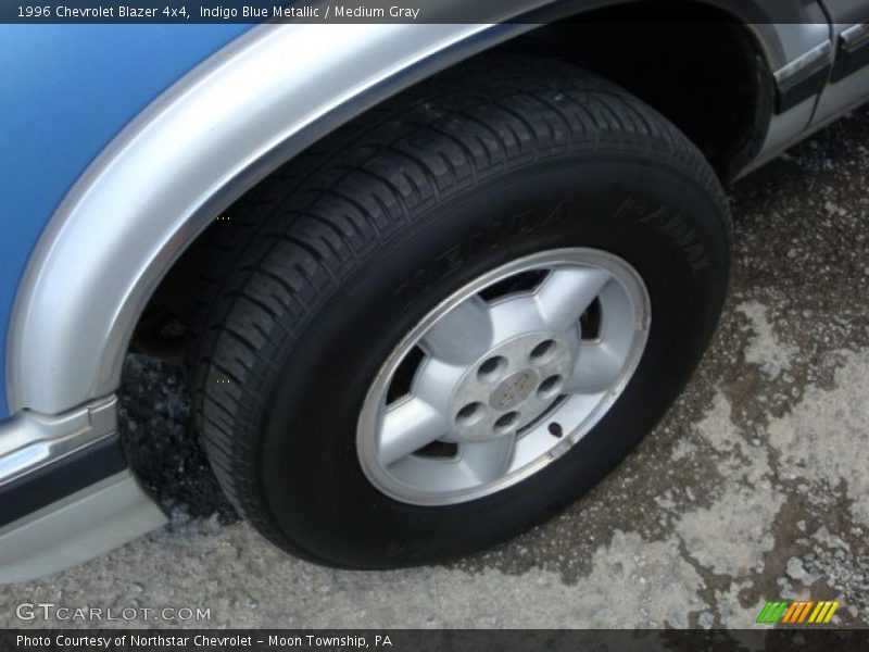 Indigo Blue Metallic / Medium Gray 1996 Chevrolet Blazer 4x4