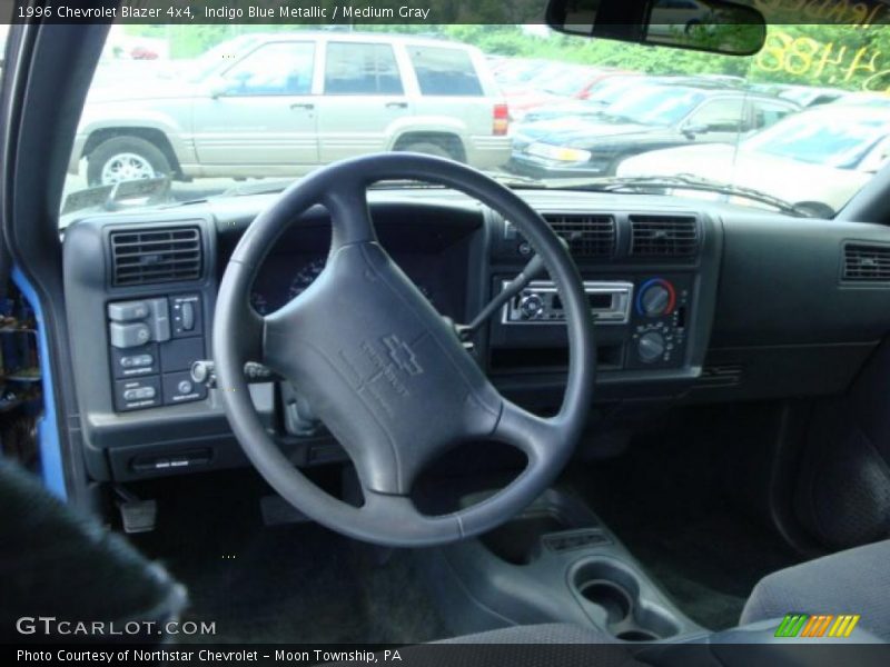 Indigo Blue Metallic / Medium Gray 1996 Chevrolet Blazer 4x4