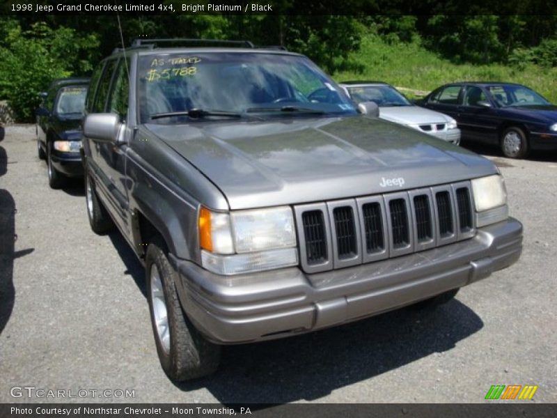 Bright Platinum / Black 1998 Jeep Grand Cherokee Limited 4x4