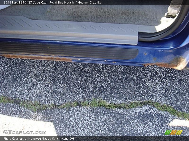 Royal Blue Metallic / Medium Graphite 1998 Ford F150 XLT SuperCab