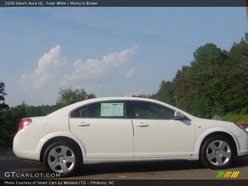 Polar White / Morocco Brown 2009 Saturn Aura XE