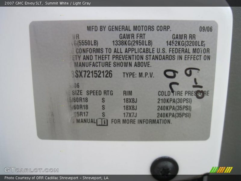 Summit White / Light Gray 2007 GMC Envoy SLT