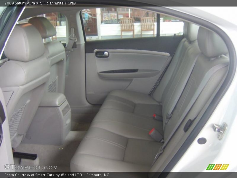 Polar White / Gray 2009 Saturn Aura XR