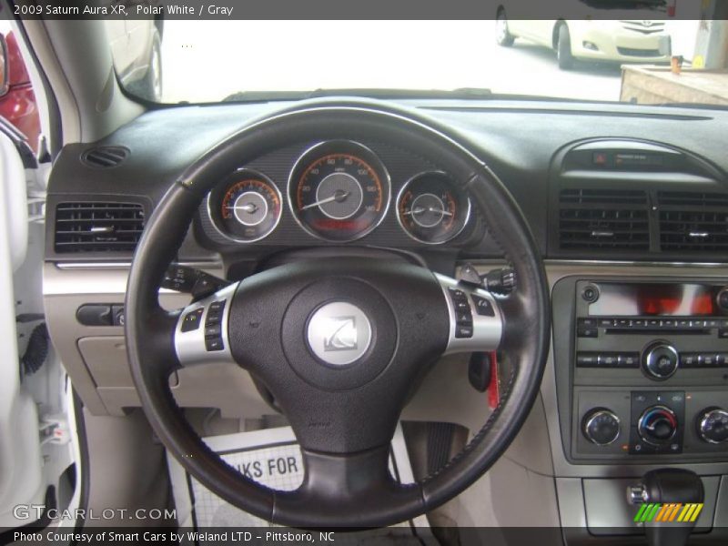 Polar White / Gray 2009 Saturn Aura XR